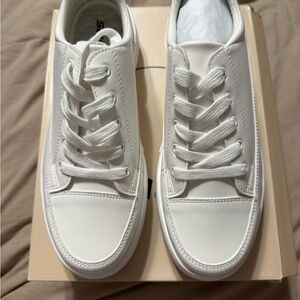 Soda White Women's Sneakers